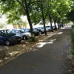 Jelena Anzujska Apartmán *