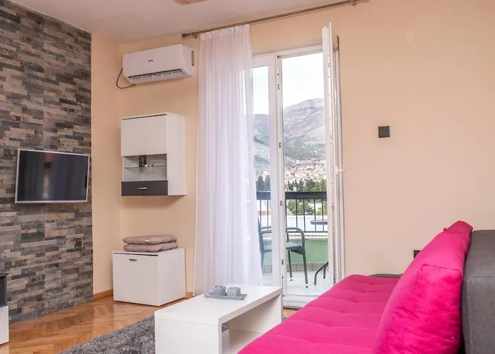 Jelena Anzujska Apartamento