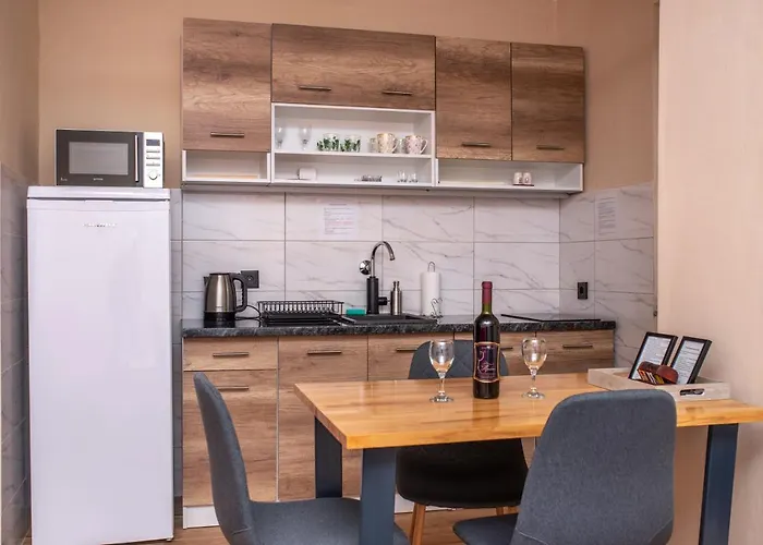 Jelena Anzujska 트레빈예